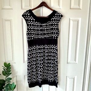White House Black Market~Women's Sz XL Black/White Polka Dots Empire Waist